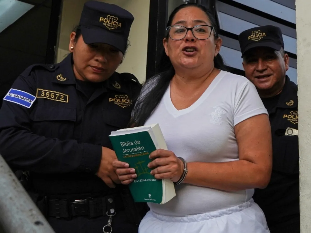 ruth lopez crop1749170990703.png 1902800913